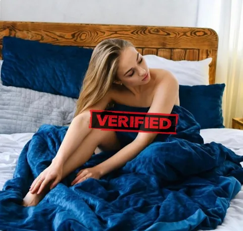 Alana fucker Erotic massage Torres Novas