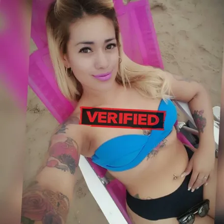 Vivian sexmachine Prostitute Sampang