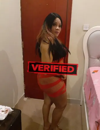 Arya paja Encuentra una prostituta Coquimatlán