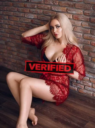 Vanessa fucker Prostitute Fonadhoo
